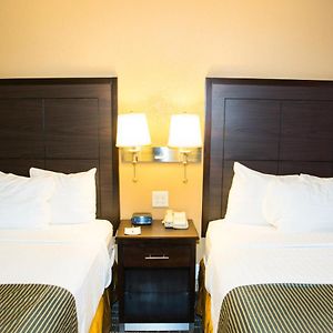 Queen Room Two Queen Beds Mobility Access or Non-Smoking